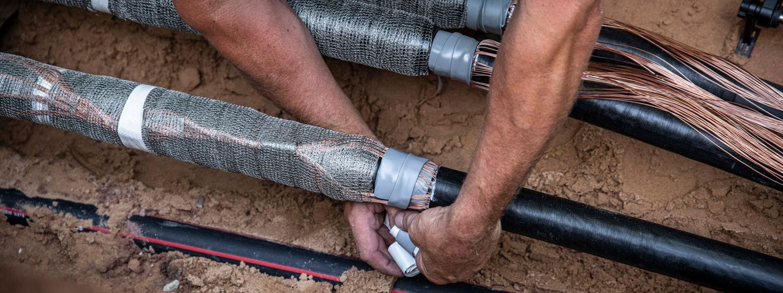 NKT Service joint installation MVACC 31